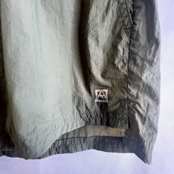 Avalanche Light Green Nylon Pull On Athletic Running Shorts Size Medium - Picture 4 of 8